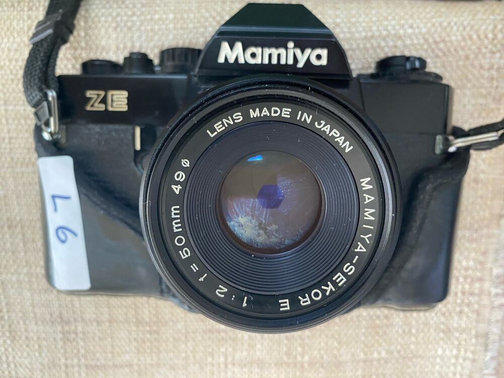 Mamiya ZE 35mm SLR Camera w/ 50mm f/2 Lens Untested